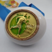 Ang Walang-hanggang Lakas ng Bakal na Medalya: Pagkilalang Nagtatagal